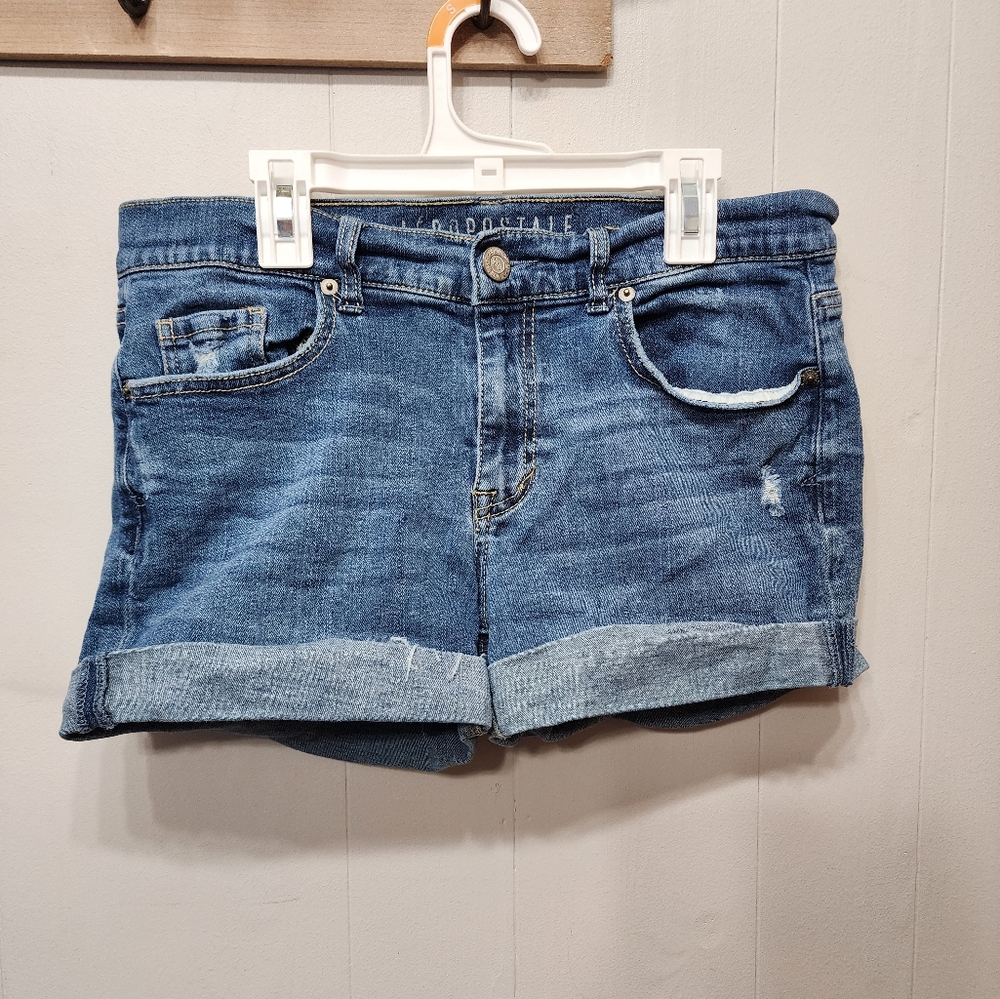 Aeropostale Shorts Size 6 Women's Blue Boyfriend Midi Jean C215